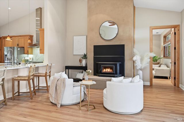 17205 Black Oak Hill Dr, Middletown, CA 95461