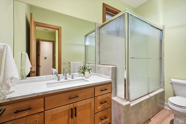 17205 Black Oak Hill Dr, Middletown, CA 95461