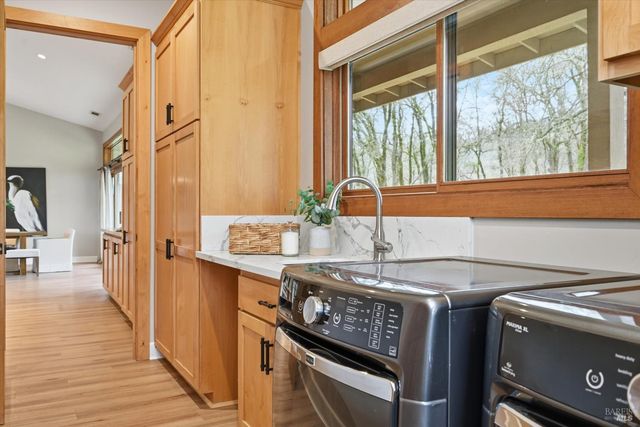 17205 Black Oak Hill Dr, Middletown, CA 95461