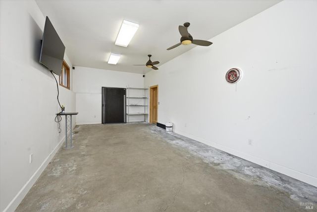 17205 Black Oak Hill Dr, Middletown, CA 95461