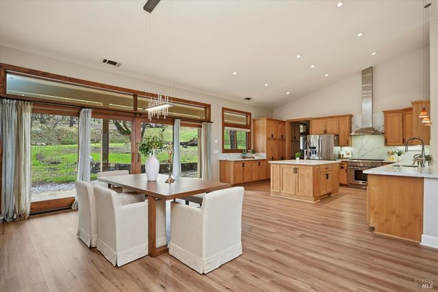 17205 Black Oak Hill Dr, Middletown, CA 95461