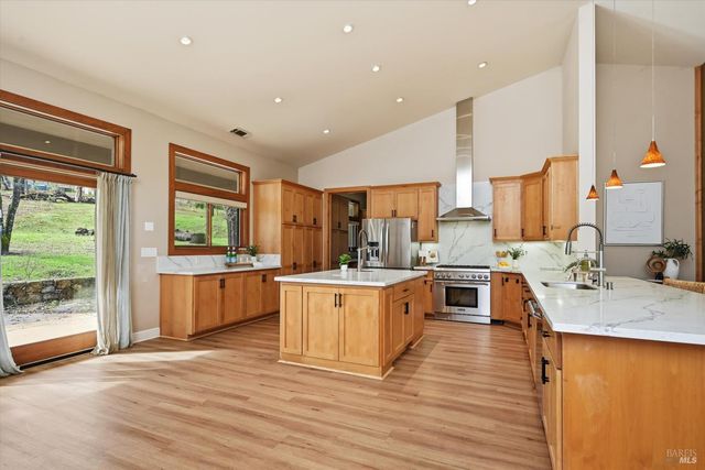 17205 Black Oak Hill Dr, Middletown, CA 95461