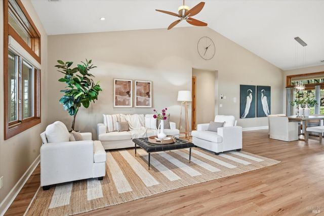 17205 Black Oak Hill Dr, Middletown, CA 95461