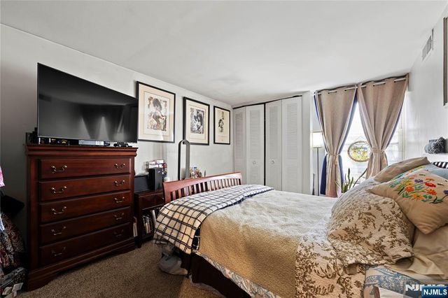 448 River J, Nutley, NJ 07110