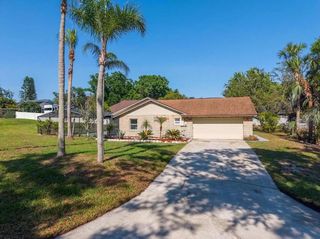 10545 PARKWAY DRIVE, Clermont, FL 34711