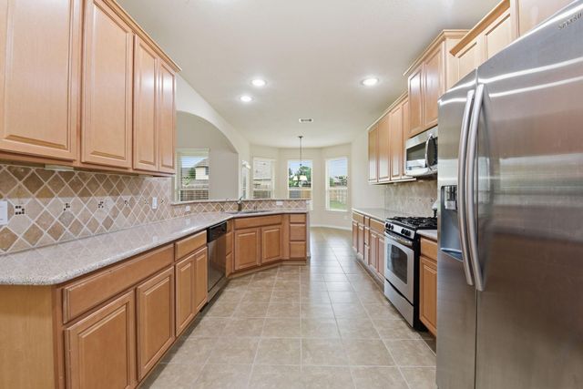 2552 Wild Oak Forest Lane, Seabrook, TX 77586