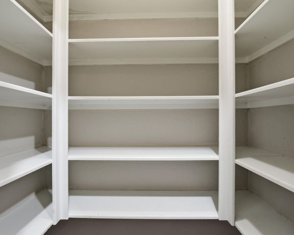 2552 Wild Oak Forest Lane, Seabrook, TX 77586