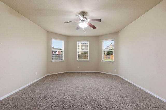 2552 Wild Oak Forest Lane, Seabrook, TX 77586