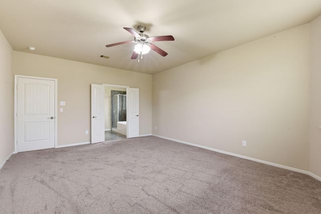 2552 Wild Oak Forest Lane, Seabrook, TX 77586