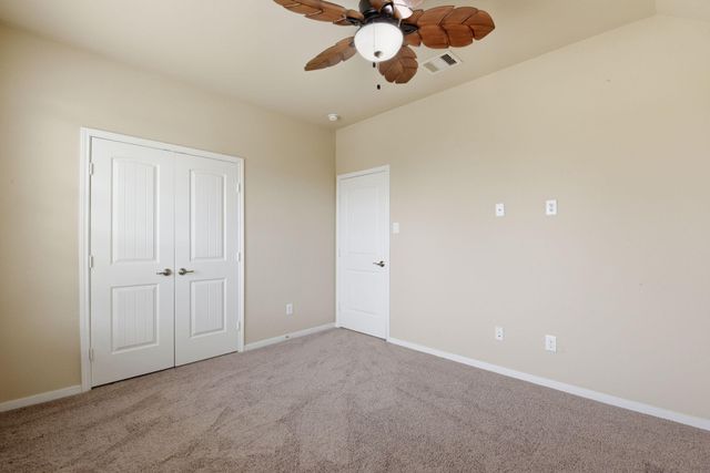 2552 Wild Oak Forest Lane, Seabrook, TX 77586