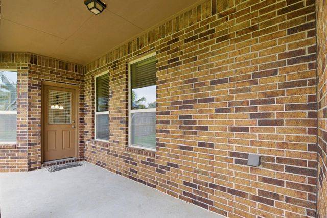 2552 Wild Oak Forest Lane, Seabrook, TX 77586