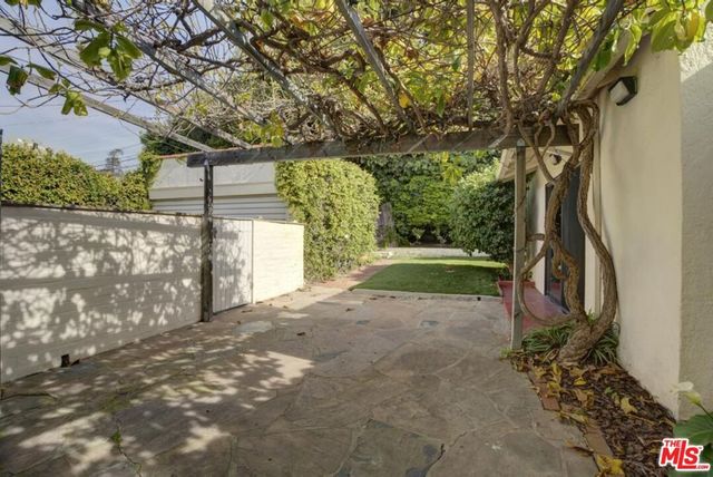 1714 Warnall Avenue, Los Angeles, CA 90024