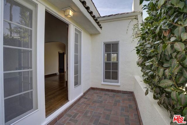 1714 Warnall Avenue, Los Angeles, CA 90024