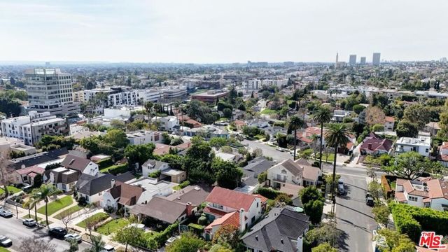 1714 Warnall Avenue, Los Angeles, CA 90024