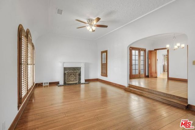 1714 Warnall Avenue, Los Angeles, CA 90024