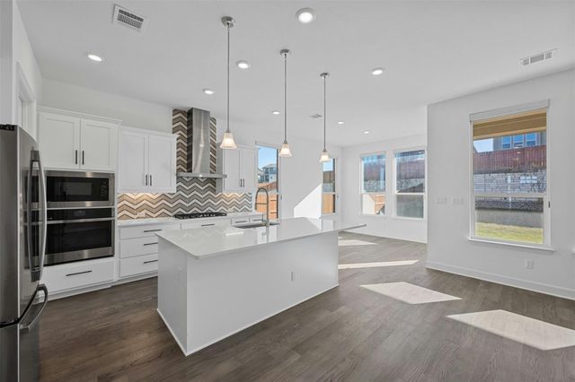 5909 Cimarron Ridge LN, Austin, TX 78738