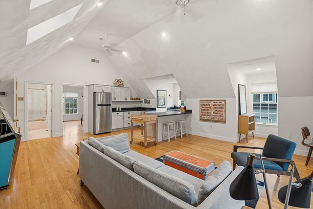 117 Castle Hill Rd, Windham, NH 03087