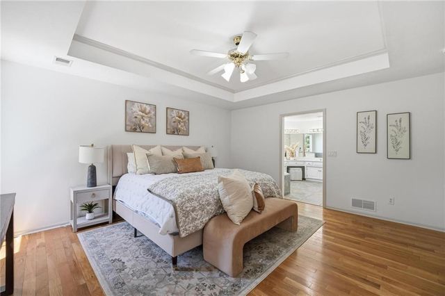 12135 GOODMAN Street, Overland Park, KS 66213