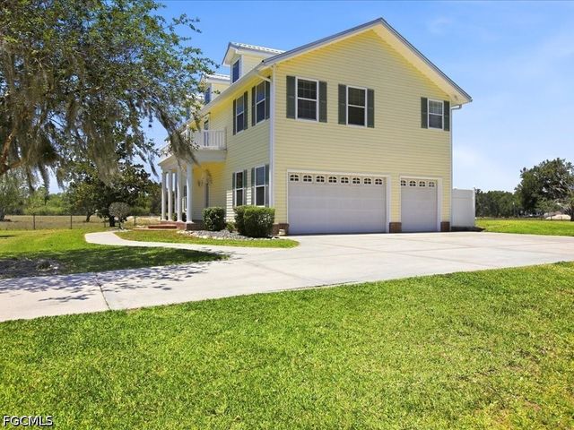 21651 Tuckahoe RD, Alva, FL 33920