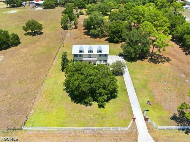 21651 Tuckahoe RD, Alva, FL 33920