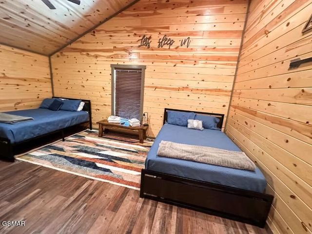 2612 Cloud View Drive, Sevierville, TN 37862