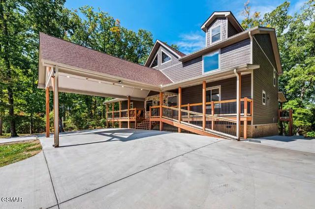 2612 Cloud View Drive, Sevierville, TN 37862