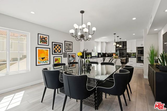 21490 Arcos Drive, Los Angeles, CA 91364