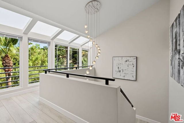 21490 Arcos Drive, Los Angeles, CA 91364