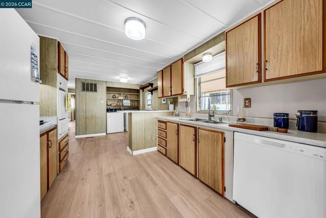 16401 16401 San Pablo Ave, San Pablo, CA 94806