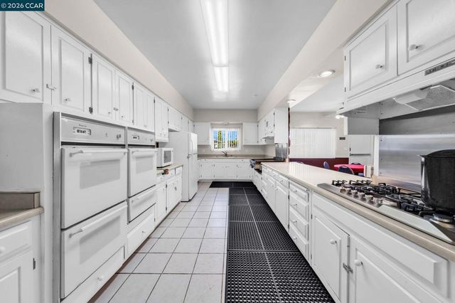 16401 16401 San Pablo Ave, San Pablo, CA 94806