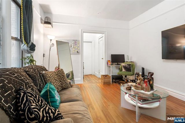 270 Harrison Avenue A-209, Jersey City, NJ 07304