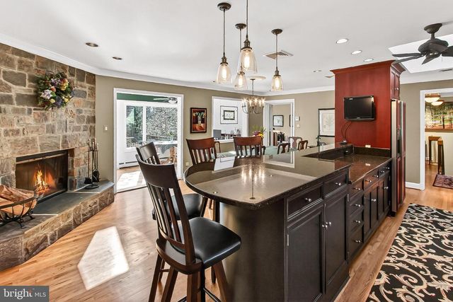 7509 WALTON LN, Annandale, VA 22003