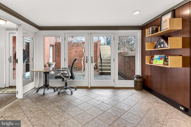 7509 WALTON LN, Annandale, VA 22003