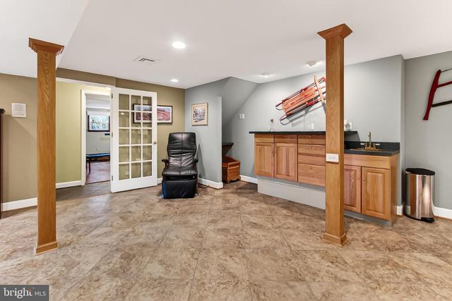 7509 WALTON LN, Annandale, VA 22003