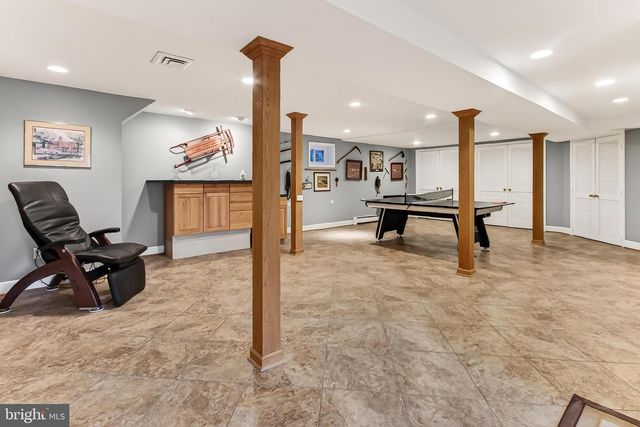 7509 WALTON LN, Annandale, VA 22003