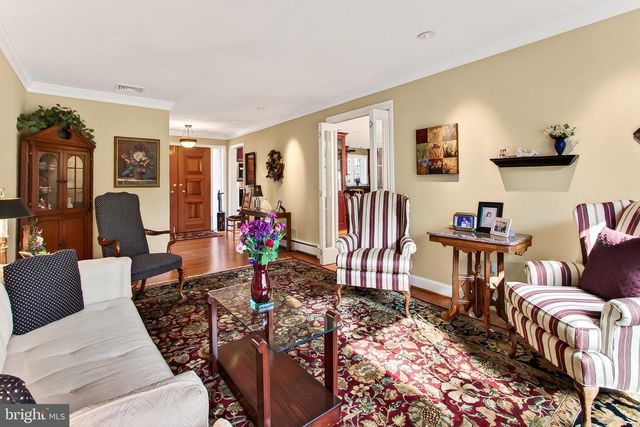 7509 WALTON LN, Annandale, VA 22003