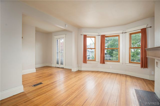 75 Inwood Place, Buffalo, NY 14209