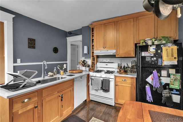 75 Inwood Place, Buffalo, NY 14209