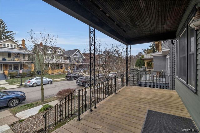 75 Inwood Place, Buffalo, NY 14209