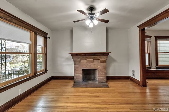 75 Inwood Place, Buffalo, NY 14209