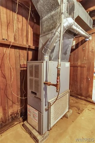 75 Inwood Place, Buffalo, NY 14209