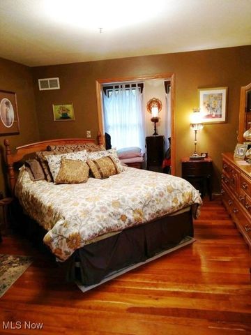 49698 Parkview Drive, East Liverpool, OH 43920