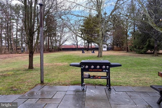 172 PENNINGTON HARBOURTON RD, Pennington, NJ 08534