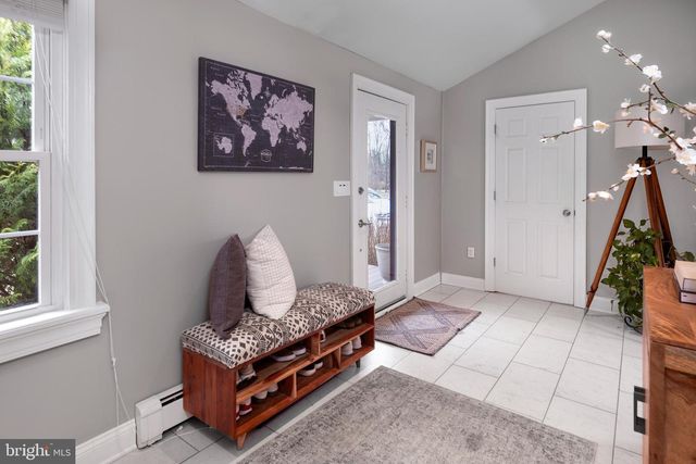 172 PENNINGTON HARBOURTON RD, Pennington, NJ 08534