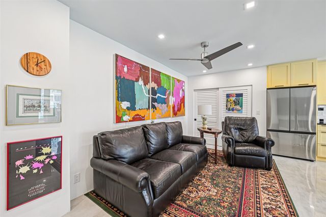 3233 NE 34th Street 812A, Fort Lauderdale, FL 33308