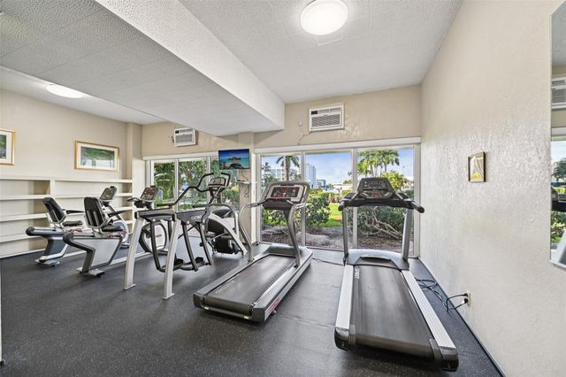 3233 NE 34th Street 812A, Fort Lauderdale, FL 33308