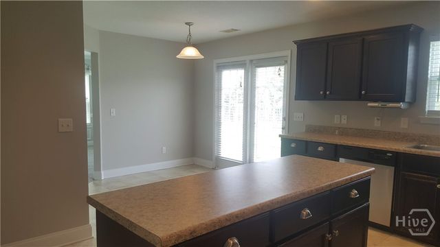 37 Wesleyan Drive, Savannah, GA 31419