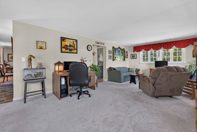 64 Peaslee Road, Merrimack, NH 03054