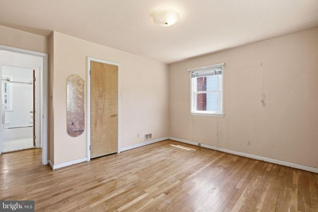 9205 4TH ST, Lanham, MD 20706