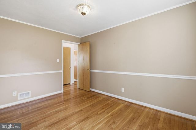 9205 4TH ST, Lanham, MD 20706